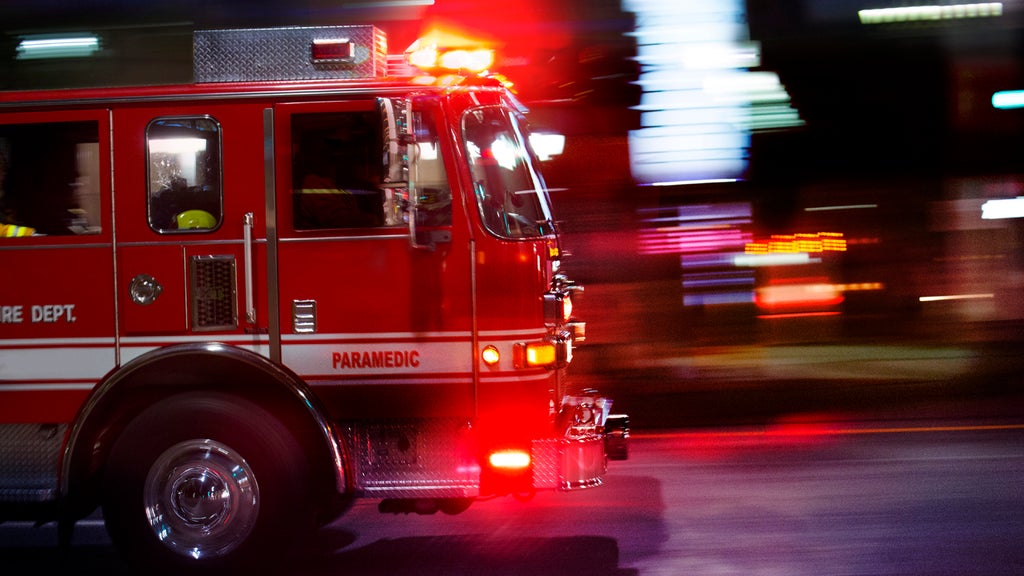 Crews battle structure fire in Victoria neighborhood, city officials say — WCCO / CBS Minnesota, Brooklyn Park Community news