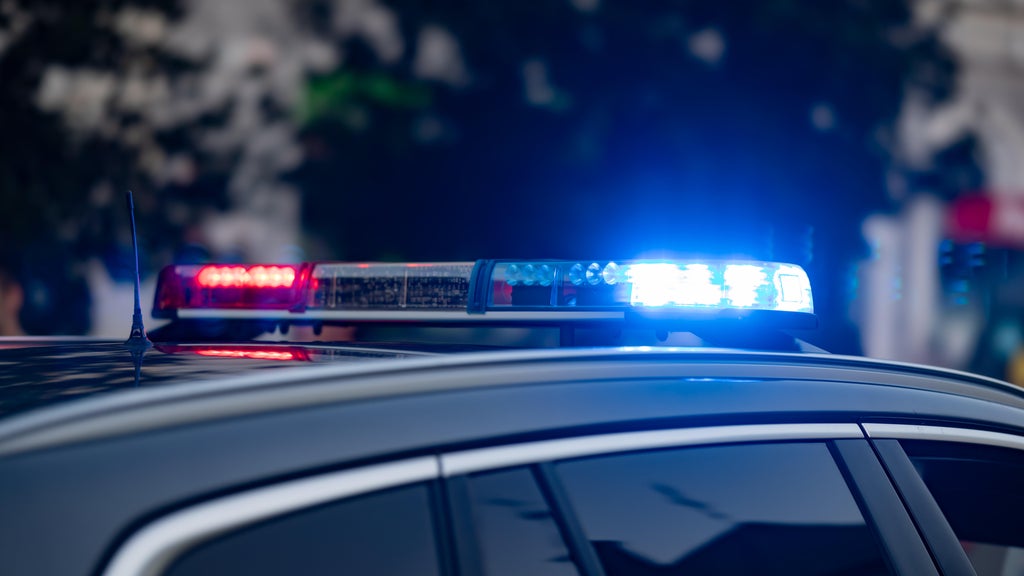 Shelter-in-place issued in Burnsville after shooting injures 1 — WCCO / CBS Minnesota, Brooklyn Park Community news
