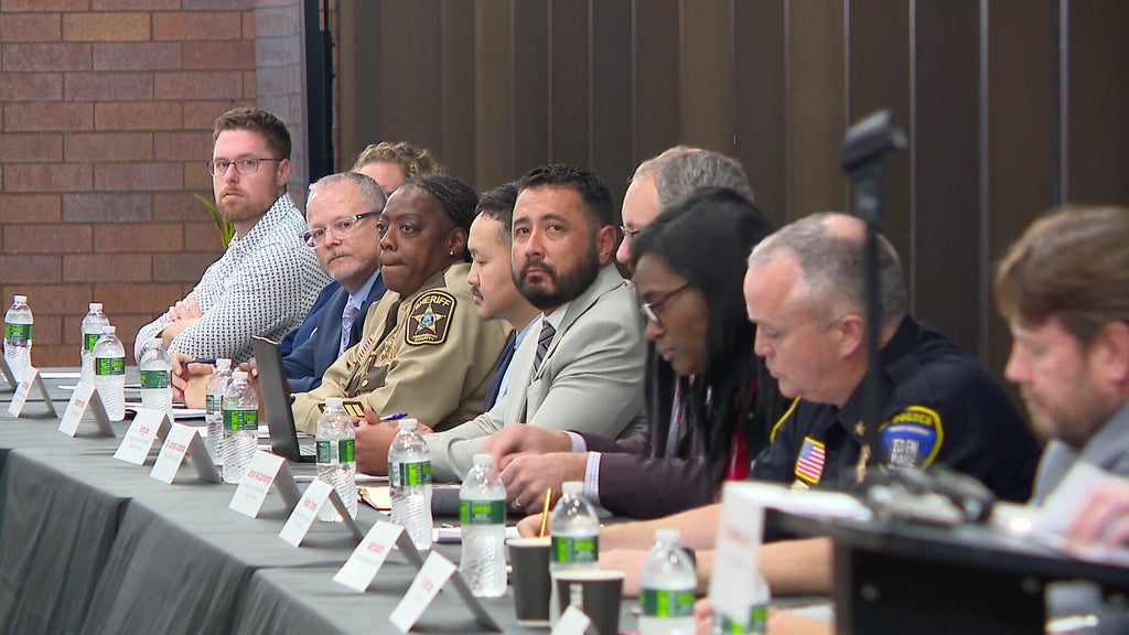 Eden Prairie school, law enforcement leaders hold community meeting weeks after homecoming shooting — Brooklyn Park Schools news