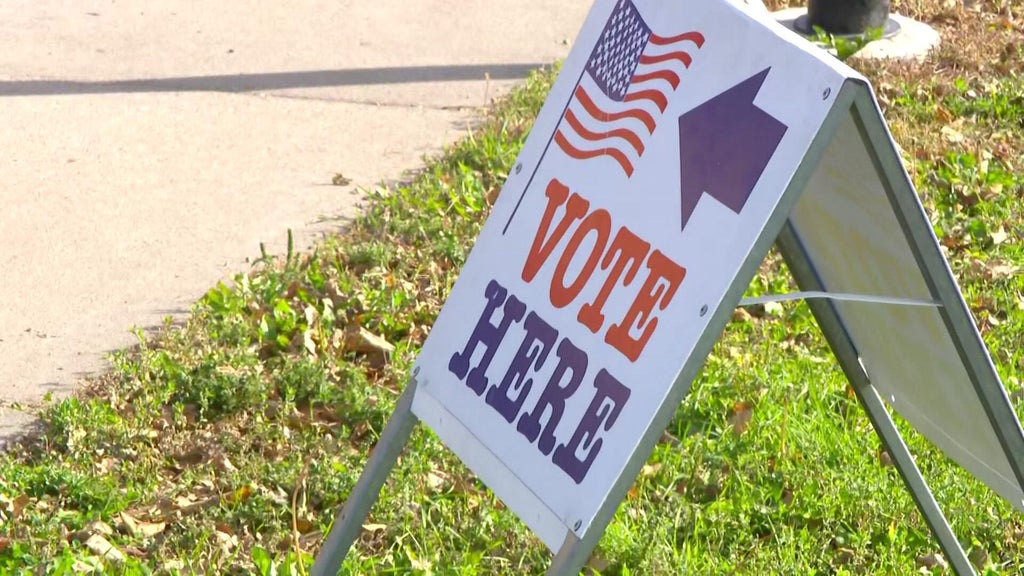 Minneapolis opens 12 pop-up early voting sites across the city ahead of Nov. 3 election — WCCO / CBS Minnesota, Brooklyn Park Arts news