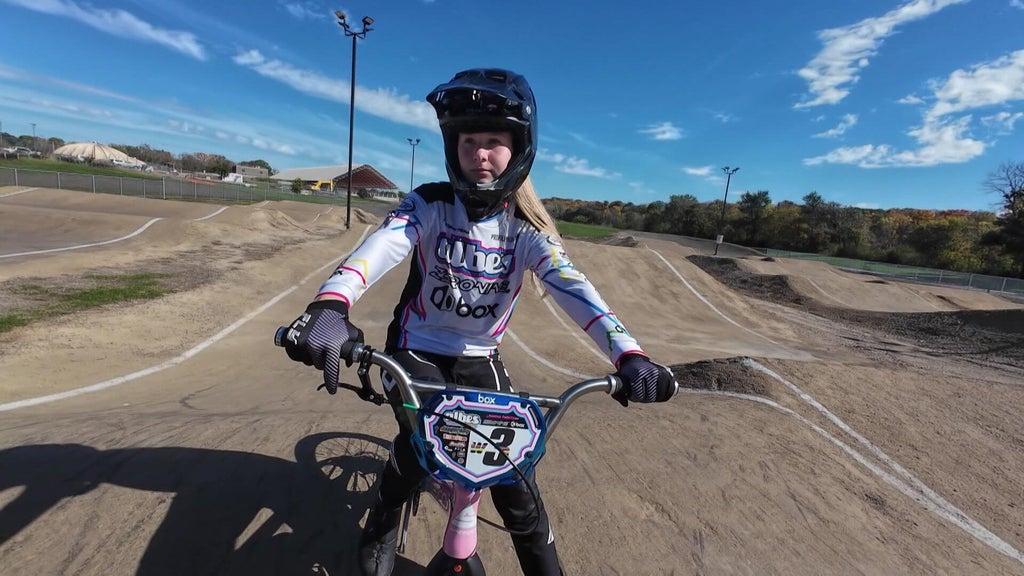 Woodbury BMX world champion continues to outpace competition at 14 — WCCO / CBS Minnesota, Brooklyn Park Schools news