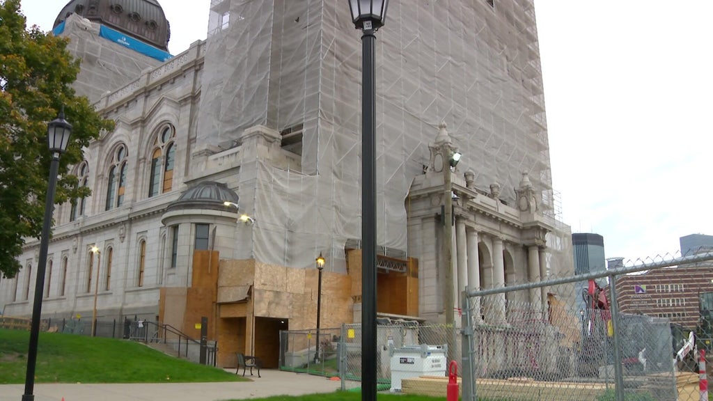 No charges yet after break-in at Basilica of St. Mary in Minneapolis — Brooklyn Park Business news