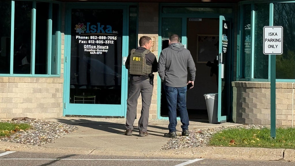 Federal law enforcement officers in Twin Cities Thursday for "court-authorized investigative activity," FBI says — Brooklyn Park Business news