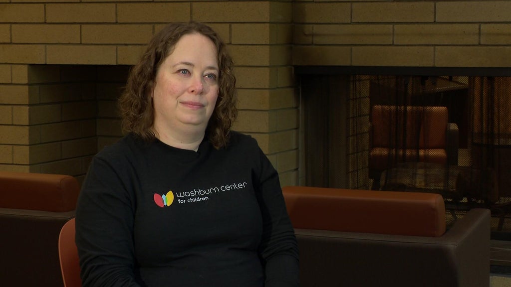 Expert shares tips on how to talk with children about traumatic events — WCCO / CBS Minnesota, Brooklyn Park Health news