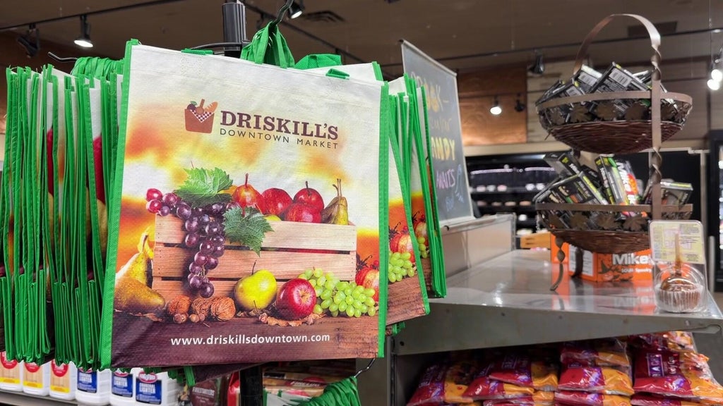 Hopkins grocery store seeks community support amid sales struggles — WCCO / CBS Minnesota, Brooklyn Park Government news