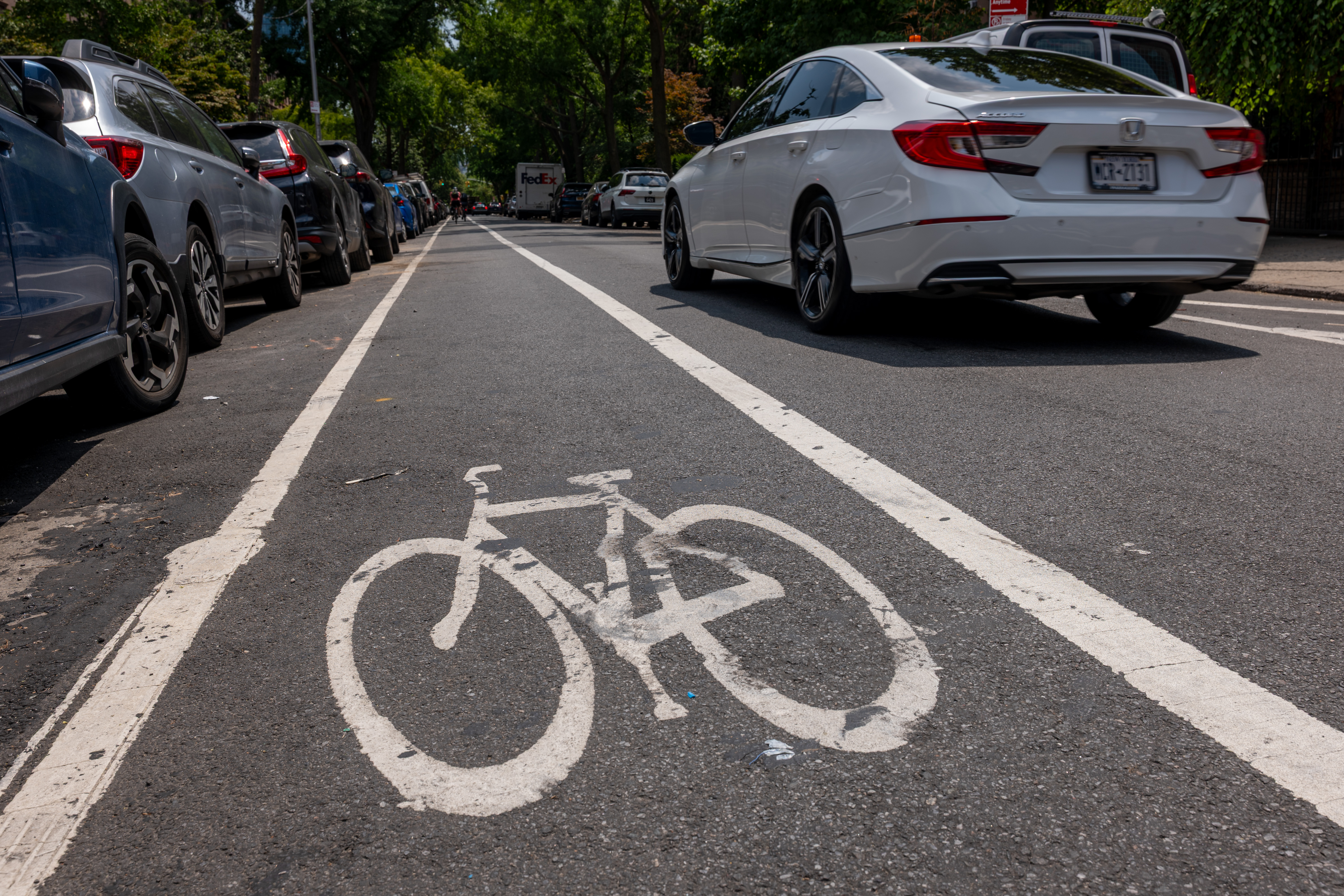 Ballot questions ask NYC voters whether to cut red tape on outdoor dining, bike lanes — Gothamist, Brooklyn Park Dining news