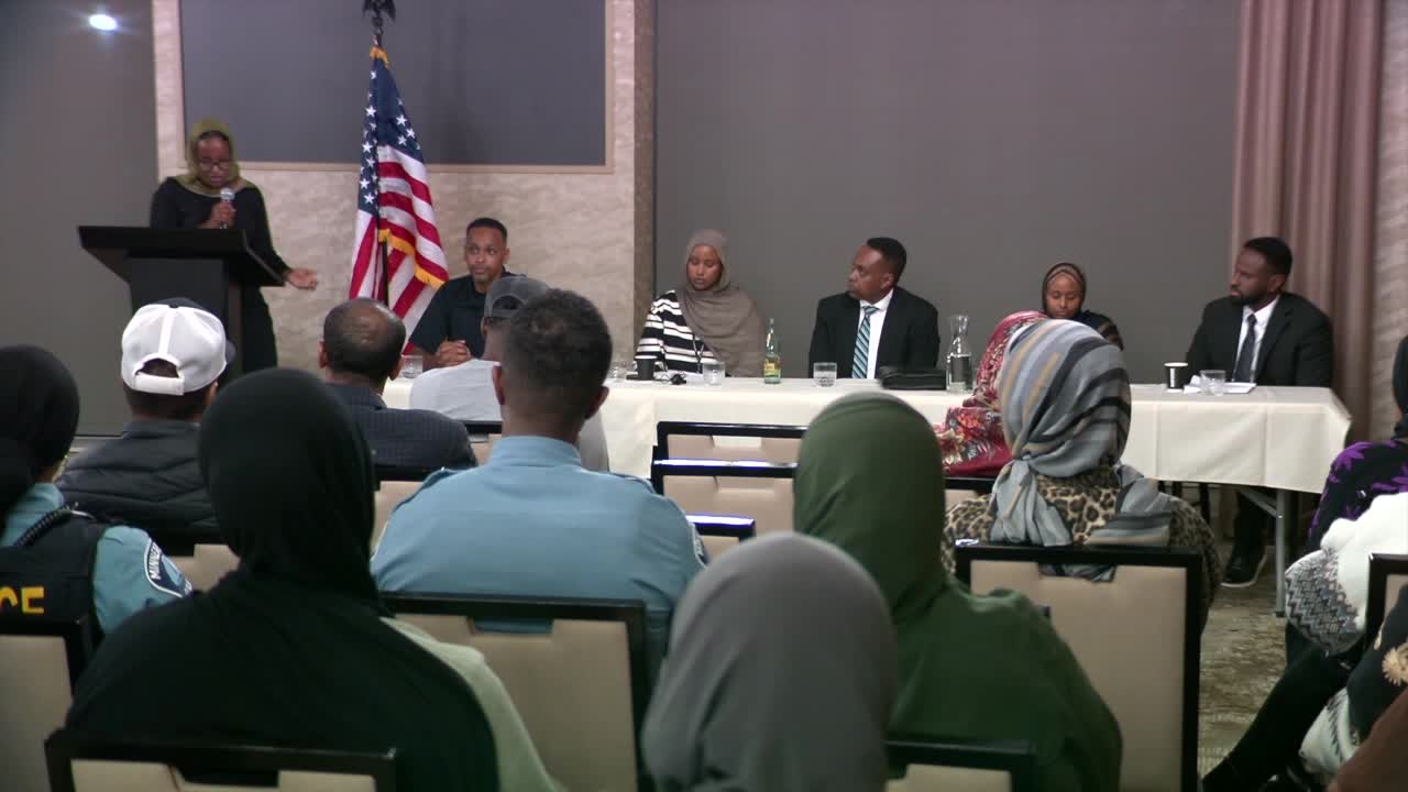 Somali-American police officers address gang violence at town hall; community shares possible solutions — KSTP 5, Brooklyn Park Business news