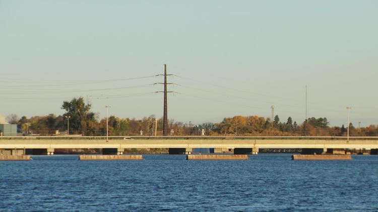 Border communities feel strain as U.S.-Canada trade war disrupts longtime friendship — Brooklyn Park Community news