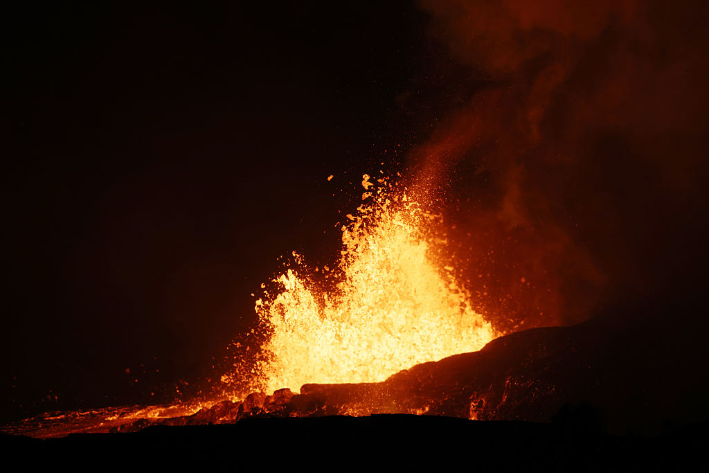 Kīlauea volcano activity prompts trail closures at popular Hawaii national park — FOX 9, Brooklyn Park Schools news