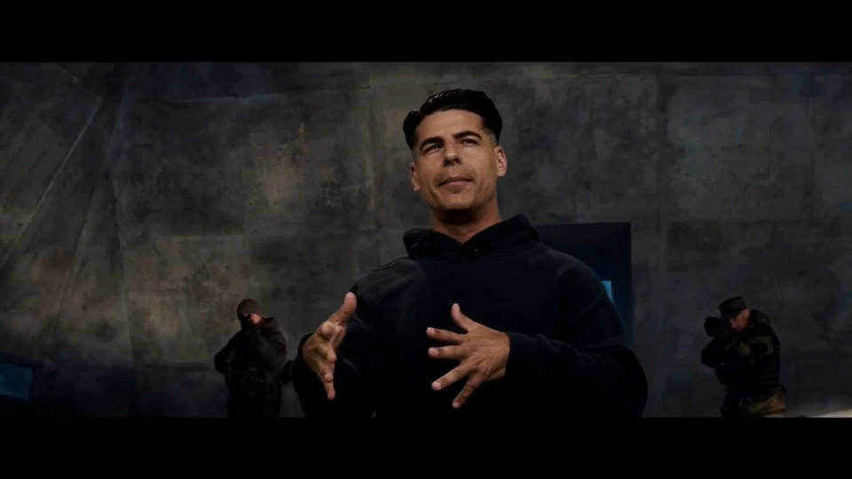 Deco’s Alex Miranda tosses his name into the hat for screen test as next James Bond — WSVN Entertainment, Brooklyn Park Technology news